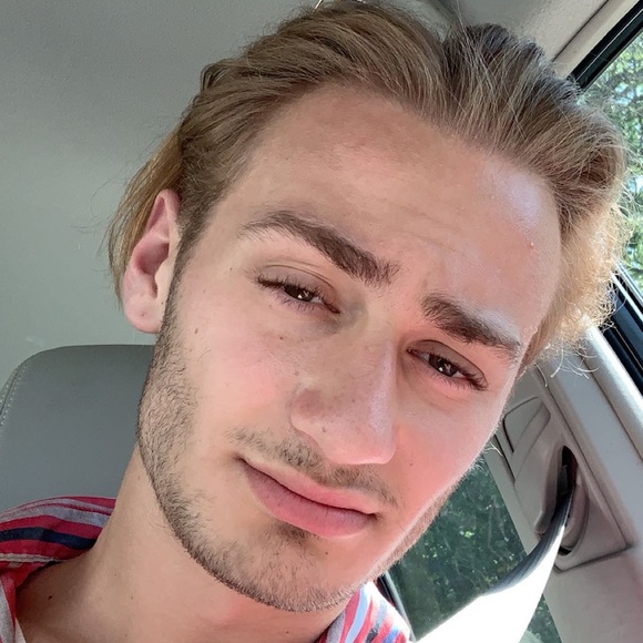 Meet your Posher, Angelo - Picture 1 of 1